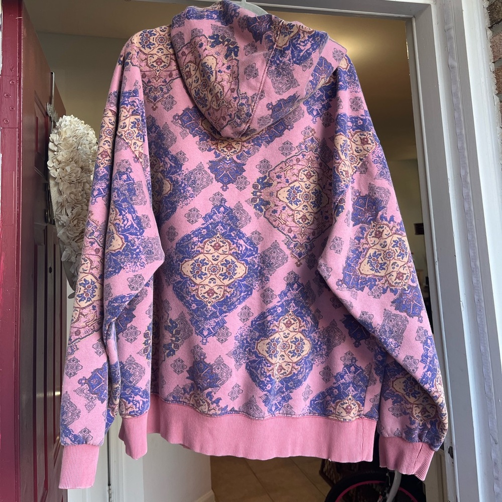 Free People It’s a Vibe Printed Hoodie - Picture 4 of 13